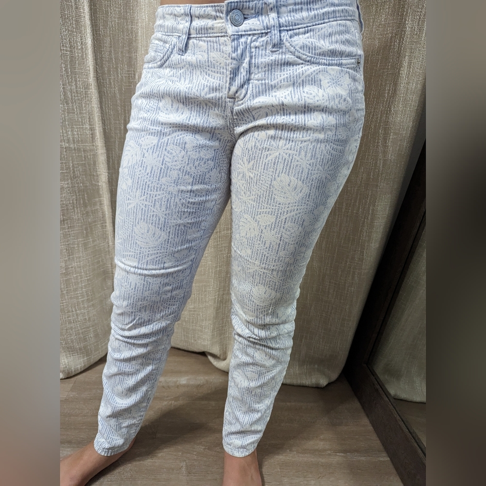 Tommy Bahama Size Fresh Air Tropical Printed 26x28 Women's Skinny Ankle Jeans